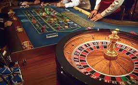 Contoh slip taruhan 1X2 menampilkan pilihan hasil, odds, dan jumlah taruhan dalam Bahasa Indonesia
